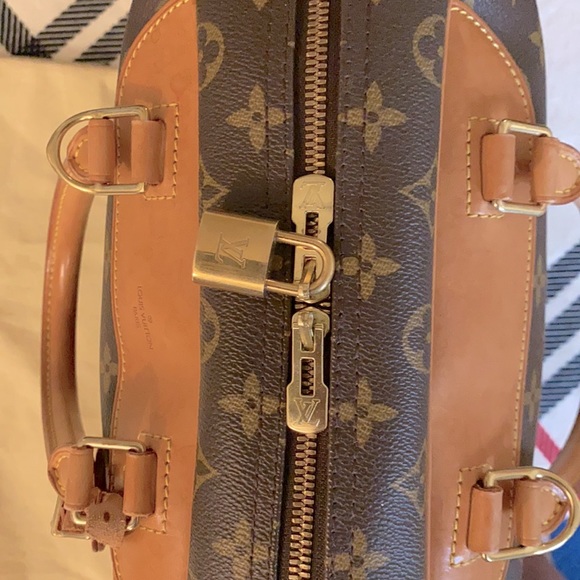 Louis Vuitton Deauville GM bag retired UNISEX - Picture 11 of 15